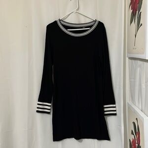 Mercer & Madison Ling Sleeve Dress a191